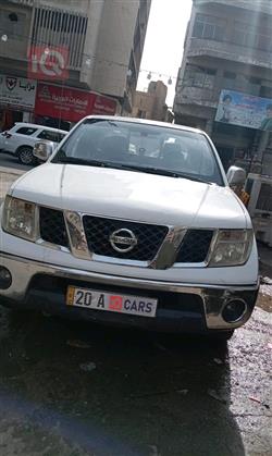 نيسان نافارا